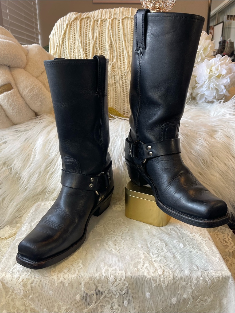 Frye Harness 12R Boots in Black Leather MSRP$498